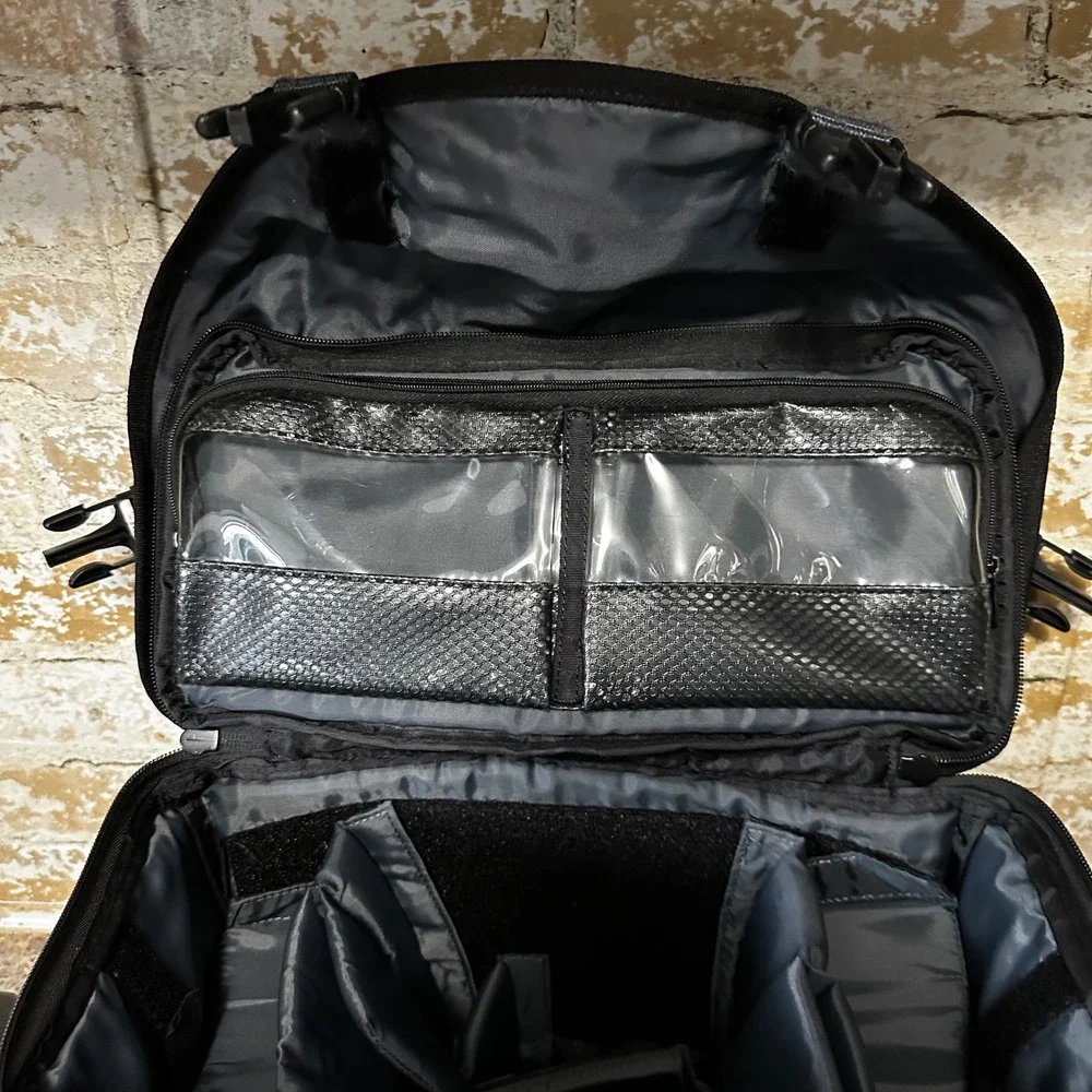 Tamrac Pro 8 Camera Bag Unisex Large Black Good Padded Shoulder Strap 5608